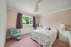 Guest bedroom- click for photo gallery